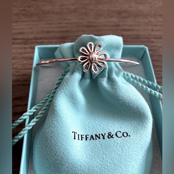 Tiffany&Co - Picture 2 of 5